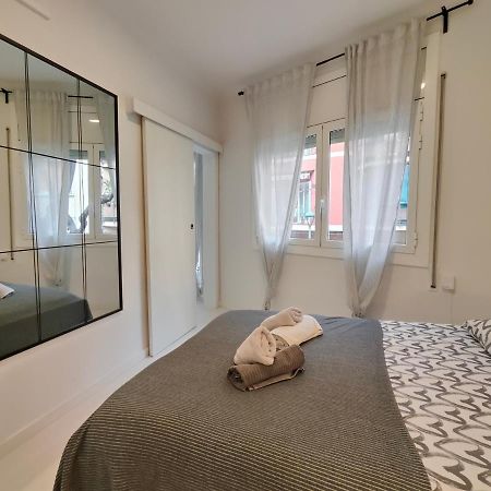 Family Apartment Close To Parc Gueell Barcelona Bagian luar foto