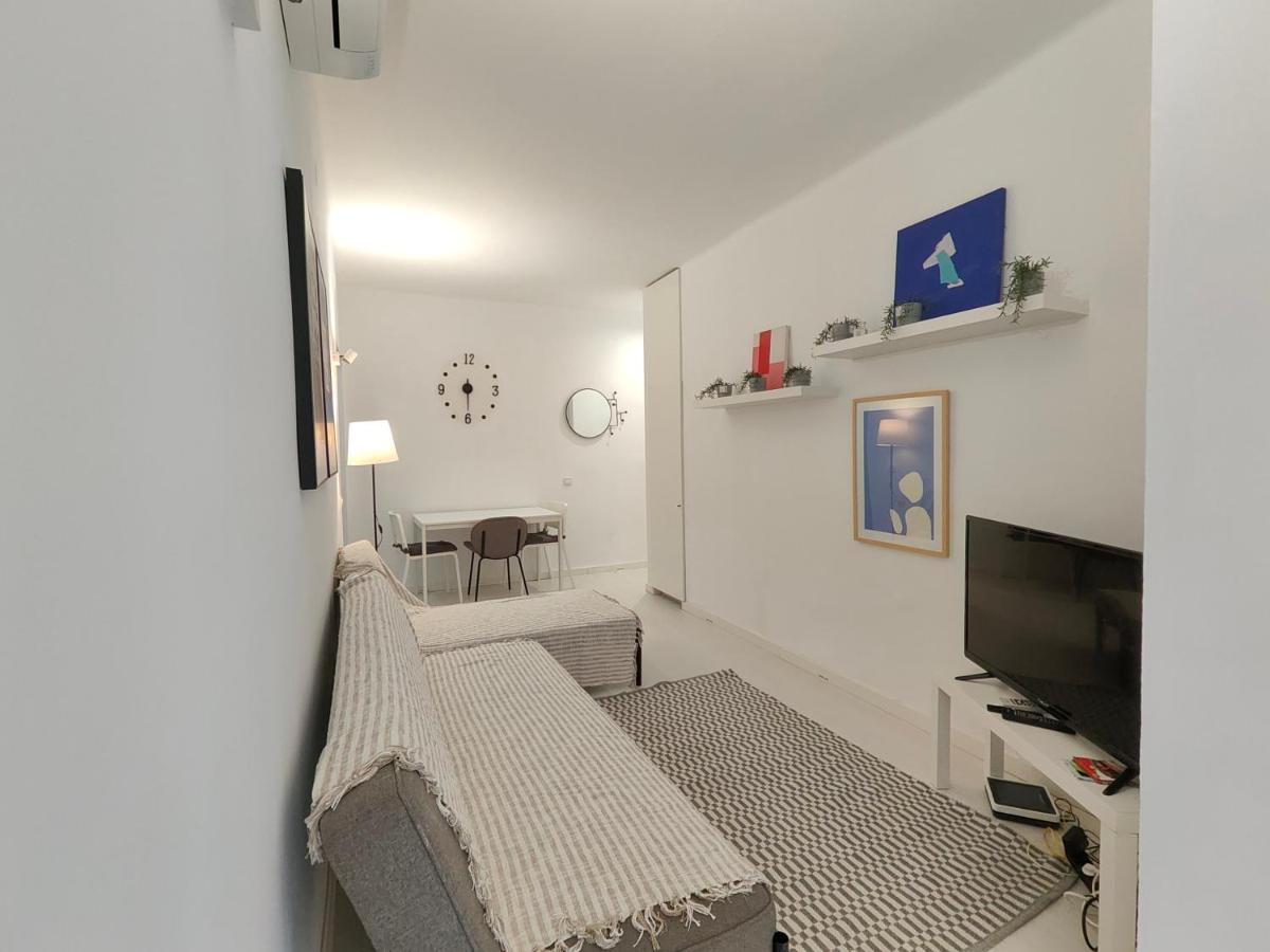 Family Apartment Close To Parc Gueell Barcelona Bagian luar foto